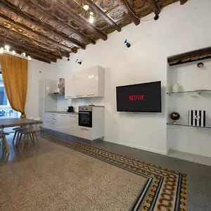 https://casta-diva-luxury-apartments.palermohotels.org