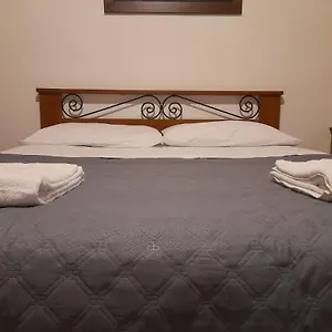 https://da-laura.sicilyhotelsitaly.net