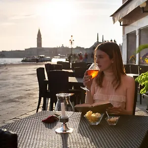 **** Otel Bucintoro İtalya