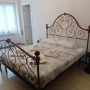 https://the-pope-at-the-window.it-romehotels.com