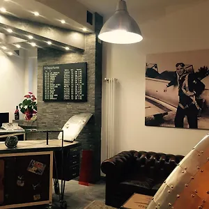  Hostel Atmos Luxe Navigli İtalya