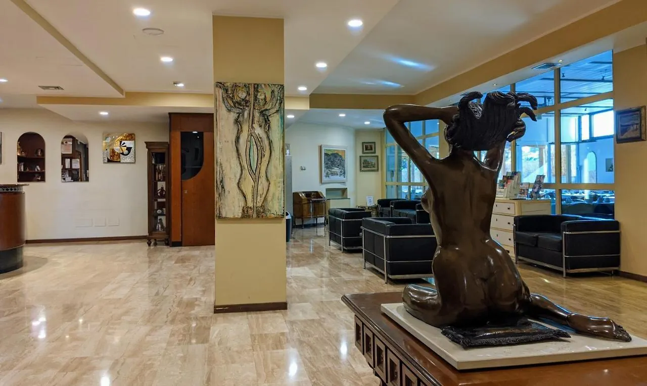 Hotel Porta Palio Верона 3*,